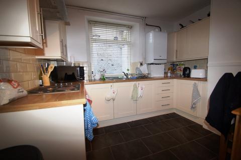 5 bedroom terraced house to rent, Sutton Street