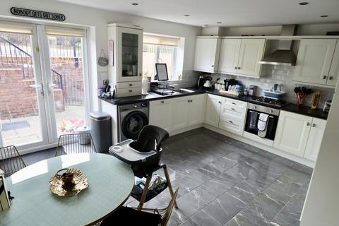 3 bedroom townhouse for sale, Fairfalls Terrace, New Brancepeth