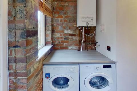 4 bedroom house to rent, St Michaels Grove, Headingley