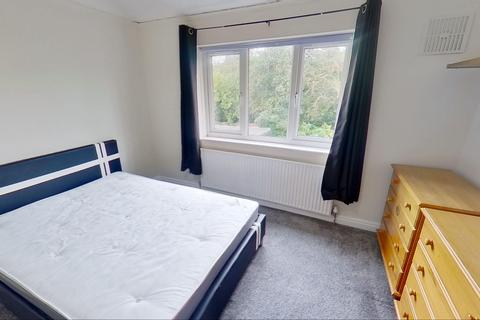 4 bedroom house to rent, St Michaels Grove, Headingley