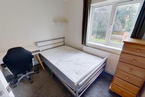 4 bedroom house to rent, St Michaels Grove, Headingley