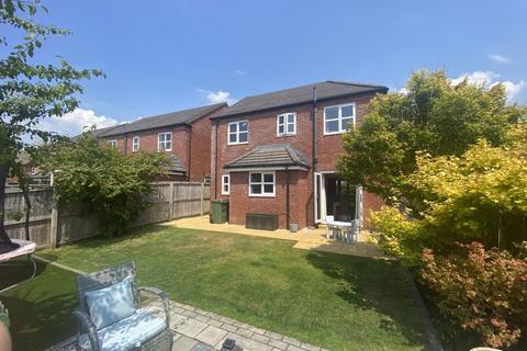 8 Austin Drive, Northwich, CW8 4TA