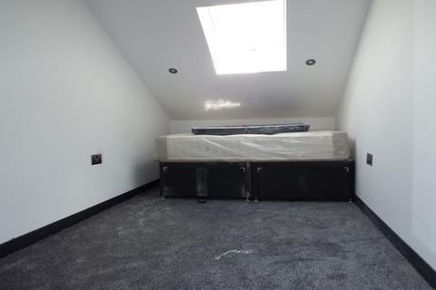 2 bedroom apartment to rent, 111 Hubert Road, Selly Oak, Birmingham, B29 6ET