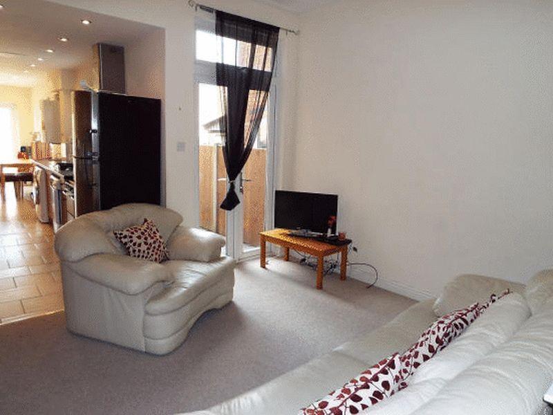 Bournville Lane, Stirchley, Birmingham, B30 2LN 4 bed terraced house to