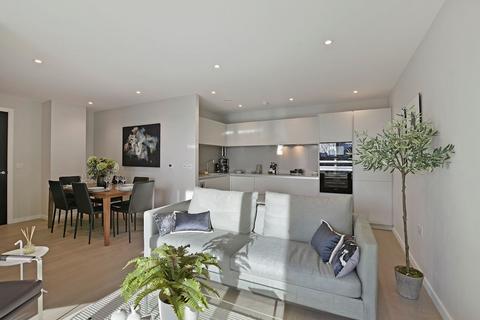 3 bedroom apartment to rent, Hilary Mews, London Bridge