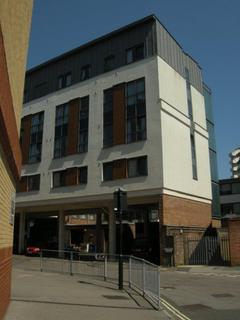 Studio to rent, Mede House, Salisbury Street, Southampton SO15