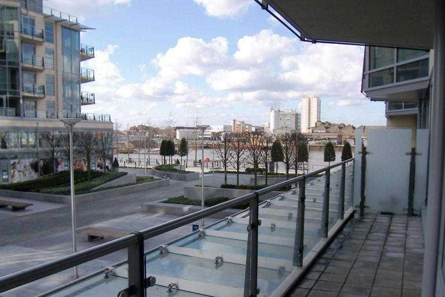 Kingfisher House Battersea Reach Juniper Drive London 2 Bed Image 1 Of 3 Main Picture