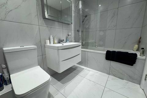 2 bedroom apartment to rent, Glasfryn Court, Harrow on the Hill