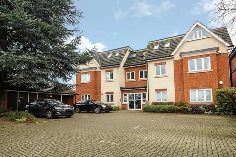 2 bedroom apartment to rent, Templeton Court,  Headington,  OX3