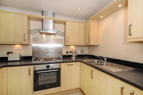 2 bedroom apartment to rent, Templeton Court,  Headington,  OX3