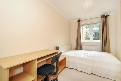 2 bedroom apartment to rent, Templeton Court,  Headington,  OX3