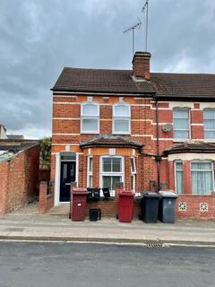 Studio to rent, Elm Park Road,  Reading,  RG30