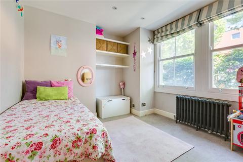 2 bedroom flat to rent, Wandsworth Bridge Road, London