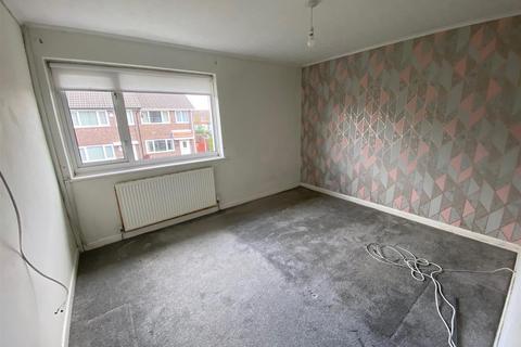 undefined, Maureen Walk, Fazakerley, Liverpool