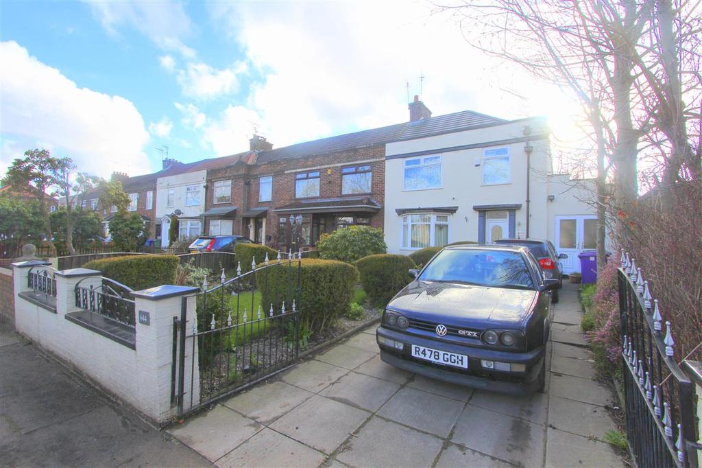 Queens Drive, Stoneycroft, Stonycroft, Liverpool 3 bed end of terrace