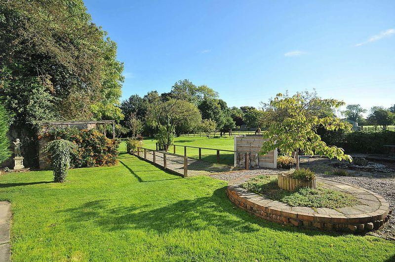 Wood Lane, Mobberley 3 bed cottage £610,000