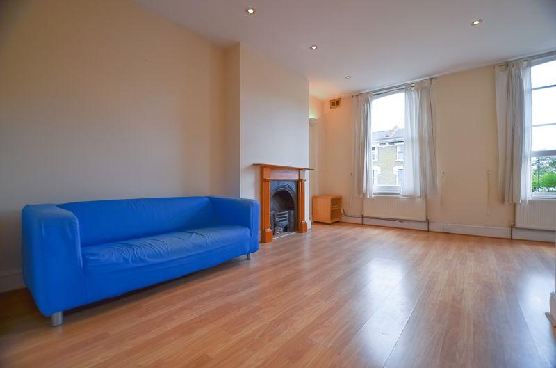 Balfour Road, Highbury N5 1 bed flat £1,647 pcm (£380 pw)