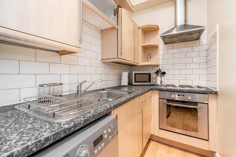 1 bedroom flat to rent, Royston Terrace, Inverleith, Edinburgh, EH3