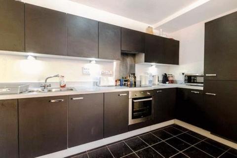 3 bedroom duplex to rent, Nelson Walk, London E3