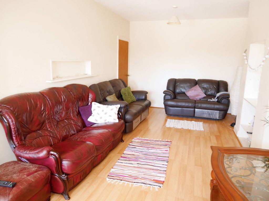 House in London - View 4