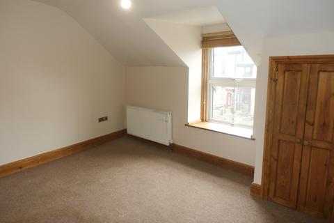 1 bedroom flat to rent, Fairfield Road, Buxton SK17