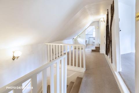 undefined, Thorpe, Surrey