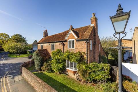 Thorpe, Surrey