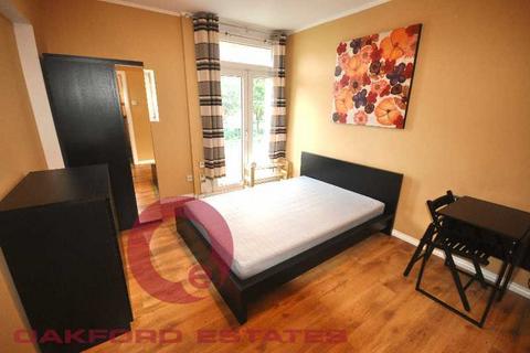 2 bedroom flat to rent, Stanhope Street, Euston, London NW1