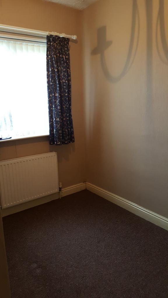 2 bed terraced house for rent in Mexborough