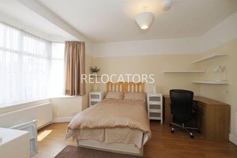 4 bedroom house share to rent - Forest View Road, Walthamstow E17