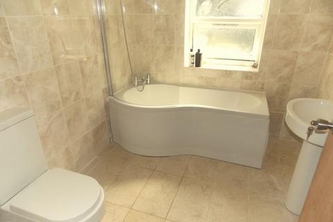 undefined, Waterloo Road, Uxbridge, UB8
