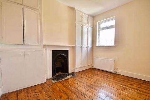 2 bedroom terraced house to rent, Nelson Road, London SW19