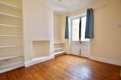 2 bedroom terraced house to rent, Nelson Road, London SW19