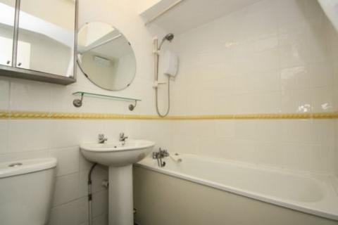 Studio to rent, Wren View, Hornsey Lane, Highgate, N6