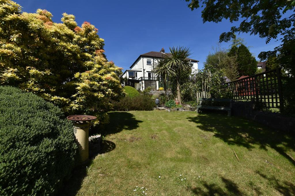 Uzmaston Road, Haverfordwest 3 bed semidetached house £220,000