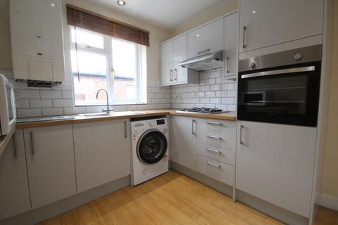 2 bedroom apartment to rent - Bear Road, Brighton BN2