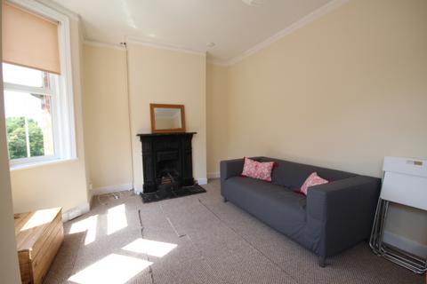 2 bedroom apartment to rent, Bear Road, Brighton BN2