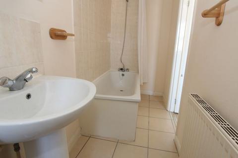 1 bedroom flat to rent, Balls Pond Road, Dalston N1