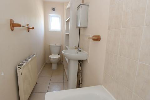 1 bedroom flat to rent, Balls Pond Road, Dalston N1