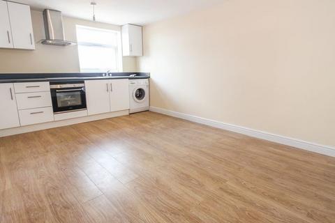 2 bedroom flat to rent, Cricklewood Lane, London