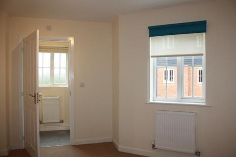 2 bedroom apartment to rent, Carter Close, Hawkinge