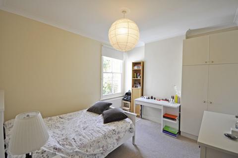 2 bedroom flat to rent, Lyric Road, Barnes, SW13