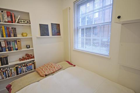 1 bedroom flat to rent, Eton Lodge, Rosemary Lane, Mortlake, SW14