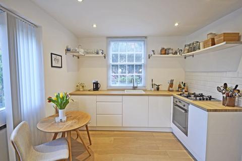 1 bedroom flat to rent, Eton Lodge, Rosemary Lane, Mortlake, SW14