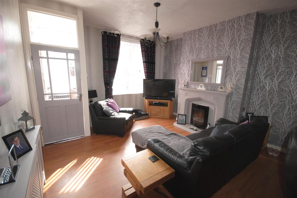 Morden Avenue, AshtonInMakerfield, Wigan 3 bed terraced house £110,000