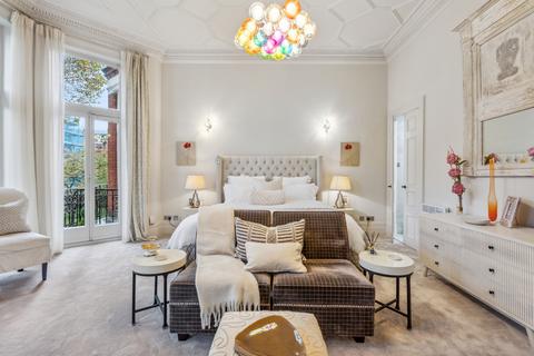 Flat for sale, Egerton Gardens, Knightsbridge