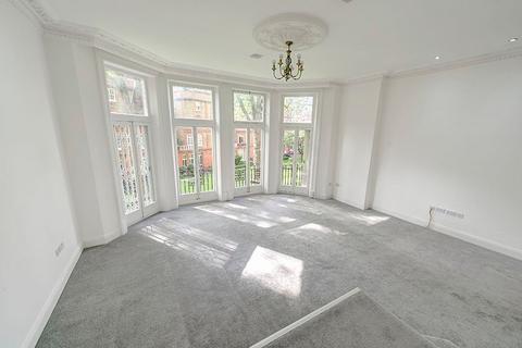 undefined, Egerton Gardens, Knightsbridge