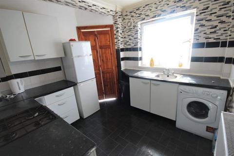 3 bedroom terraced house to rent, Fosbrooke Road, Birmingham