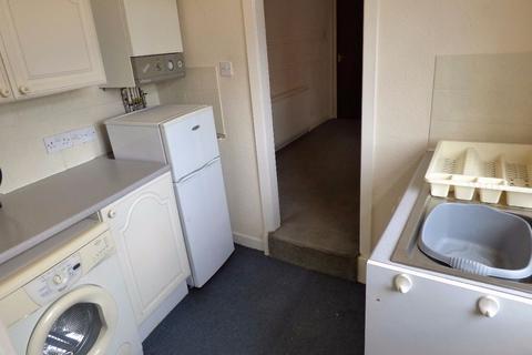 1 bedroom flat to rent, First Floor Flat, Victoria Street, Hartshill, Stoke-on-Trent, ST4 6EH