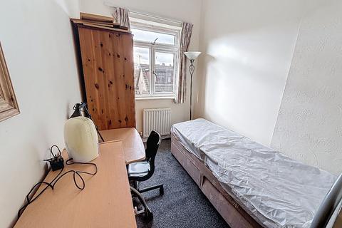 undefined, 111 Victoria Street, Flat 2, First Floor Hartshill, Stoke-on-Trent, ST4 6EH